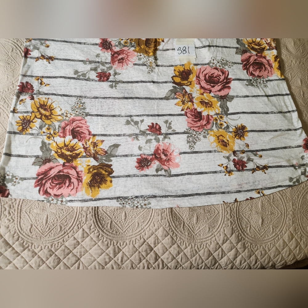 Floral Racerback Tank (S12) - Picture 4 of 9